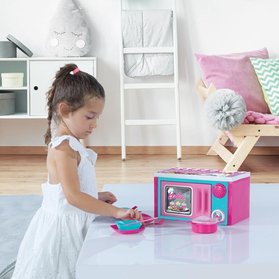 Dolu Barbie  Mikrodalga Fırın